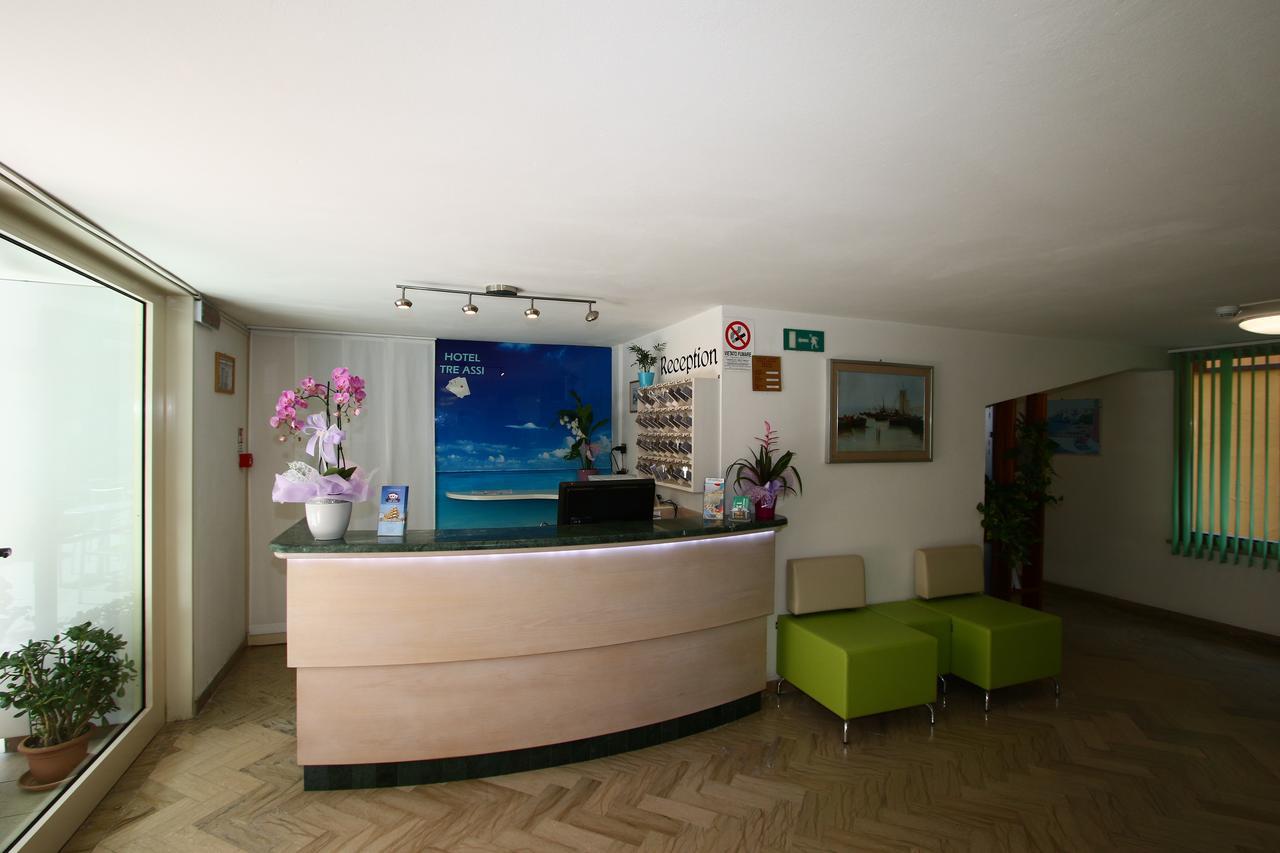 Hotel Tre Assi Rimini Exterior photo