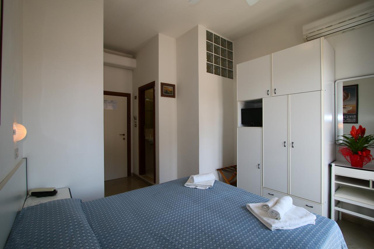 Hotel Tre Assi Rimini Exterior photo